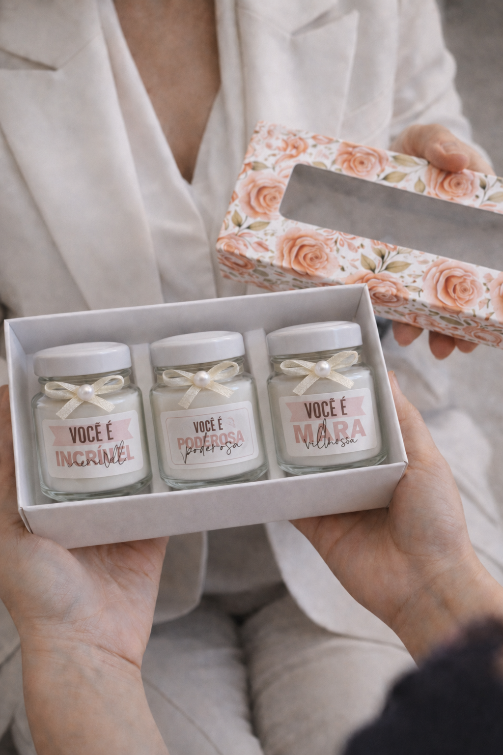 Caixa Florida com 3 Mini Velas Aromáticas