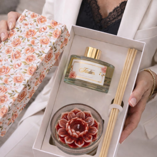Caixa Florida com Difusor + Vela Flor de Lótus